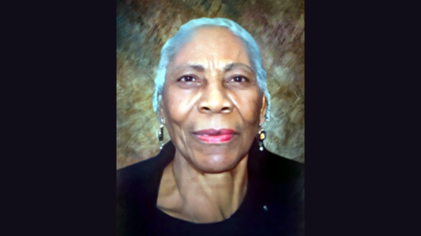 Naomi Mama Dear Smith