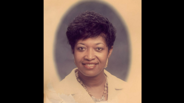 Donna Francine Cleaver Holloway